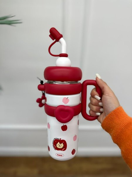 ثيرموس سيارة مع ميدالية